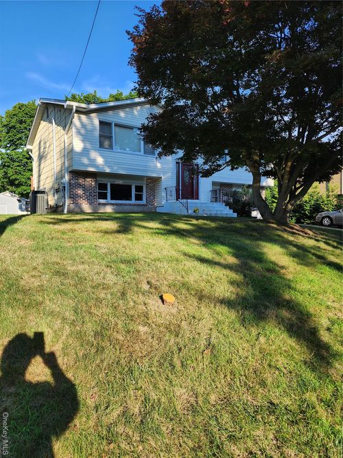 16 Lamborn Ave, Congers, NY, 10920-2008 | Card Image