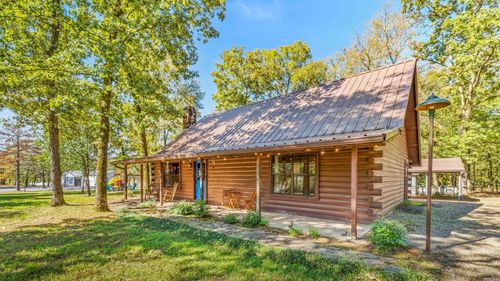 313 Post Oak Rd, Broken Bow, OK, 74728-6722 | Card Image