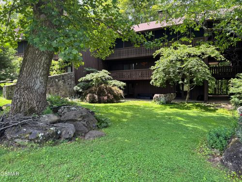 apt-13-3815 E Parkway, Gatlinburg, TN, 37738-6214 | Card Image