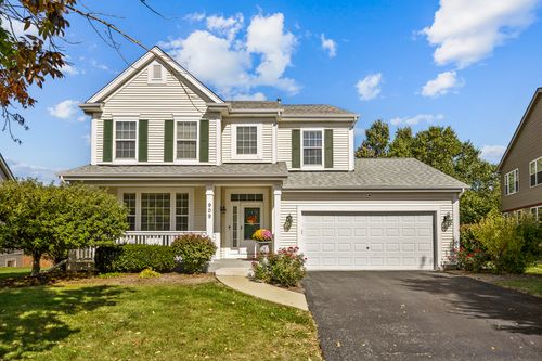 909 Clover Ridge Ln, Itasca, IL, 60143-2891 | Card Image