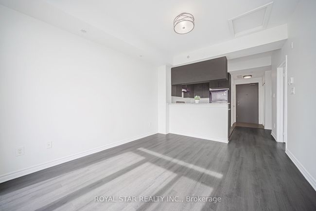 407 - 50 Sky Harbour Dr, Condo with 1 bedrooms, 1 bathrooms and null parking in Brampton ON | Image 11