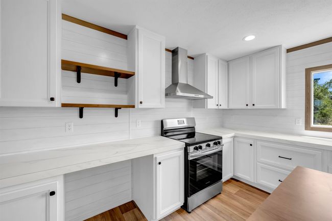 162 Julie Lane Lane, House other with 3 bedrooms, 2 bathrooms and null parking in Kingsland TX | Image 9