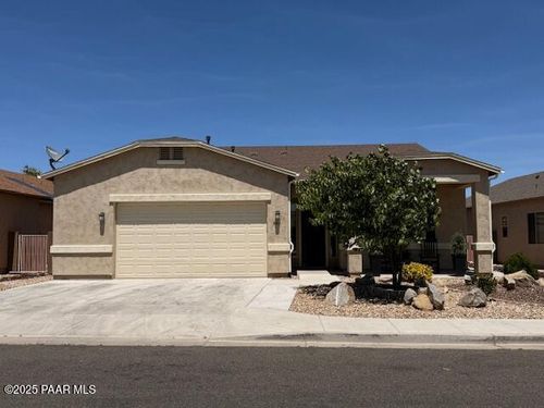 5811 N Thornberry Dr, Prescott Valley, AZ, 86314-6758 | Card Image