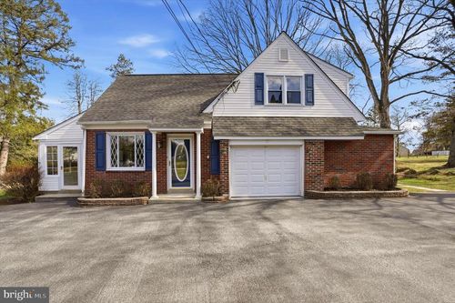 2880 Old Cedar Grove Rd, BROOMALL, PA, 19008-1040 | Card Image