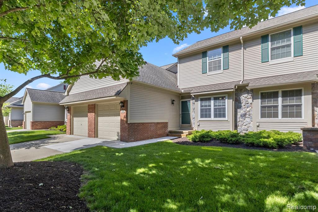 Centennial Dr, Novi, MI 48377