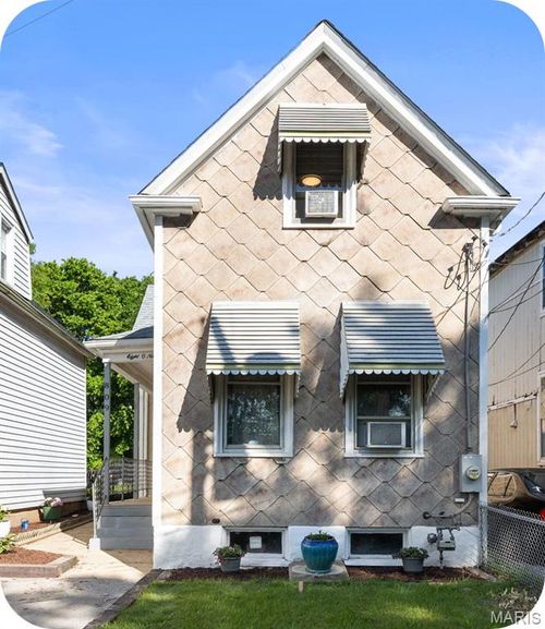809 Military Rd, Saint Louis, MO, 63125-1613 | Card Image