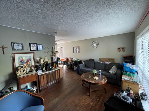 1115 Pine Street, Grand Prairie, TX, 75050 | Card Image