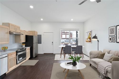 ste-101-726 E Emma Ave, Springdale, AR, 72764-4033 | Card Image