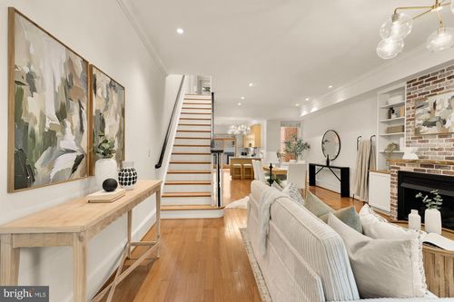 502 12th St Ne, WASHINGTON, DC, 20002-5668 | Card Image