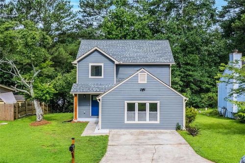 597 Woodcrest Manor Dr, Stone Mountain, GA, 30083-6100 | Card Image