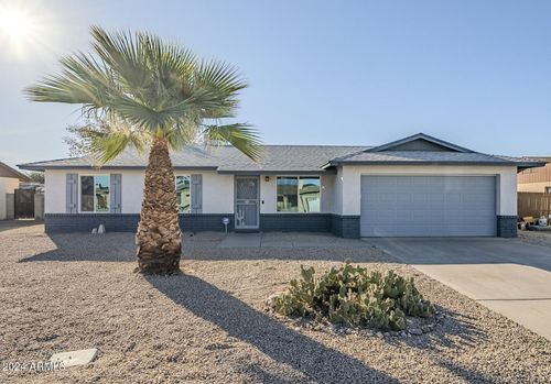 2201 W Wickieup Lane, Phoenix, AZ, 85027 | Card Image