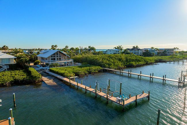 East to west views of dock | Image 68