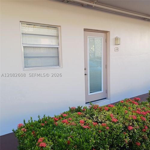 112-5181 W Oakland Park Blvd, Lauderdale Lakes, FL, 33313-1580 | Card Image
