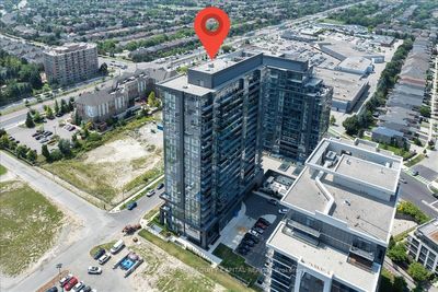 412E - 20 Gatineau Dr, Condo with 2 bedrooms, 2 bathrooms and 1 parking in Vaughan ON | Image 2