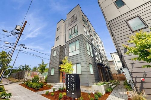 442 13th Avenue, Seattle, WA, 98122 | Card Image