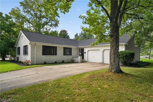 632 Beech St, Oberlin, OH, 44074-1417 | Card Image