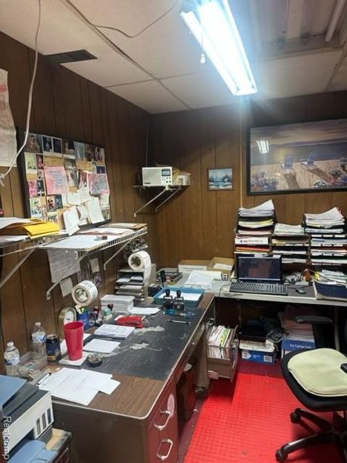 3518 Fenton Rd, Flint, MI, 48507-1567 | Card Image