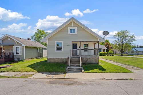 1017 W Broadway St, Kokomo, IN, 46901-2613 | Card Image