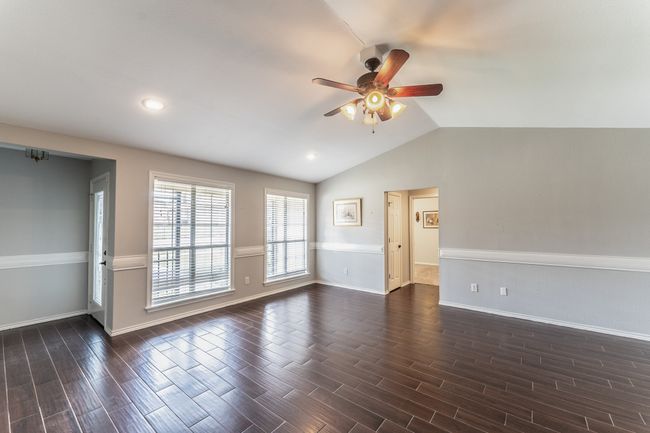 1853 Woodbridge Dr, House other with 3 bedrooms, 2 bathrooms and null parking in Sulphur Springs TX | Image 6