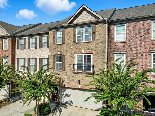 5747 Pine Oak Dr, Peachtree Corners, GA, 30092-3509 | Card Image