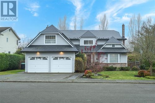 1505 Juniper Pl, Comox, BC, V9M1A2 | Card Image