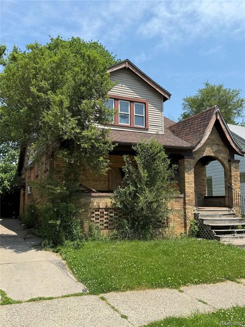 8119 Hildale St, Detroit, MI, 48234-3676 | Card Image