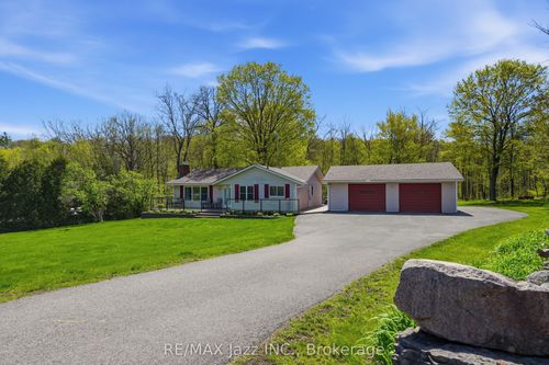 392 Townsend Rd, Stirling, ON, K0K3E0 | Card Image