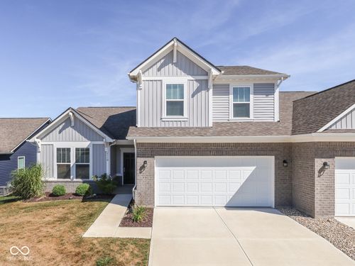 2110 Covey Dr, Danville, IN, 46122-8060 | Card Image