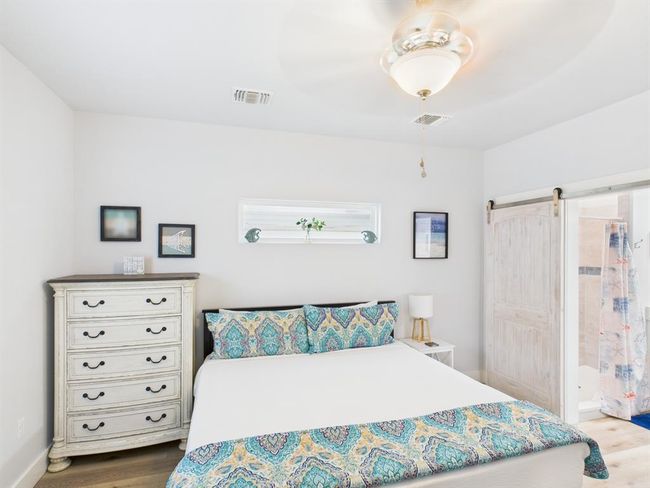 2403 S Bronte St, House other with 3 bedrooms, 2 bathrooms and 3 parking in Rockport TX | Image 19