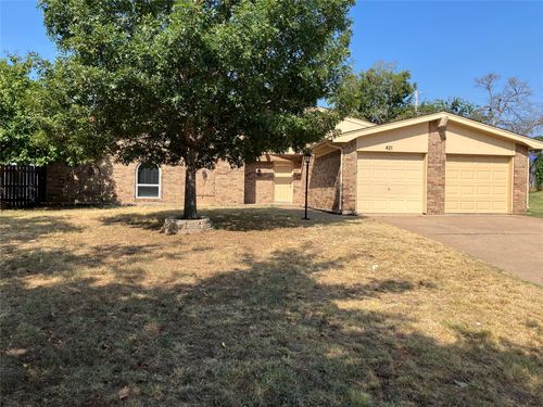 421 Cavender Ct, Hurst, TX, 76054-2912 | Card Image