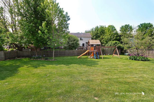 825 Limerick Ln, House other with 4 bedrooms, 3 bathrooms and 3 parking in McHenry IL | Image 32