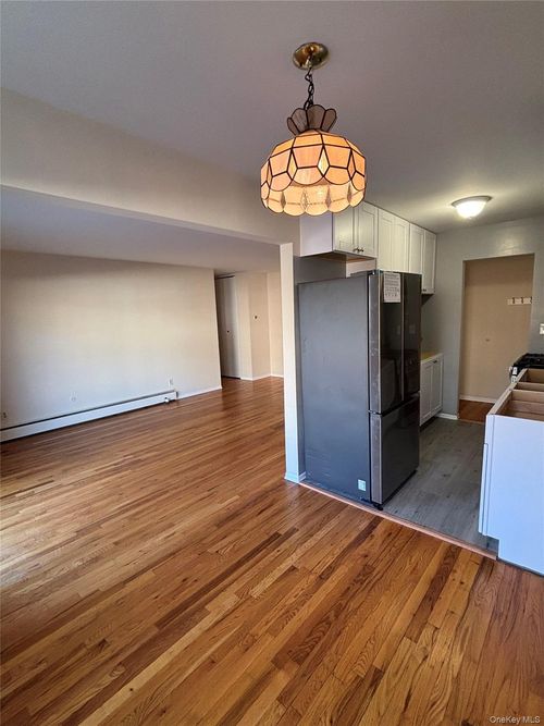 apt-38-8 Colonial Rd, Beacon, NY, 12508-1731 | Card Image