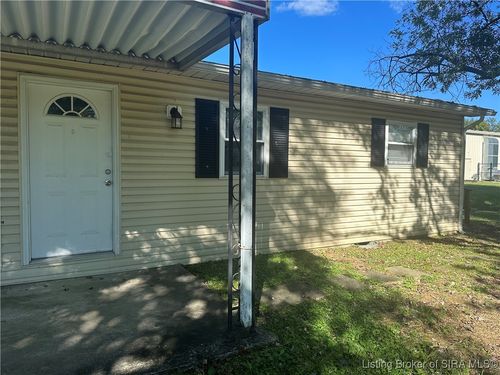 930 Church St Ne, Palmyra, IN, 47164-8887 | Card Image