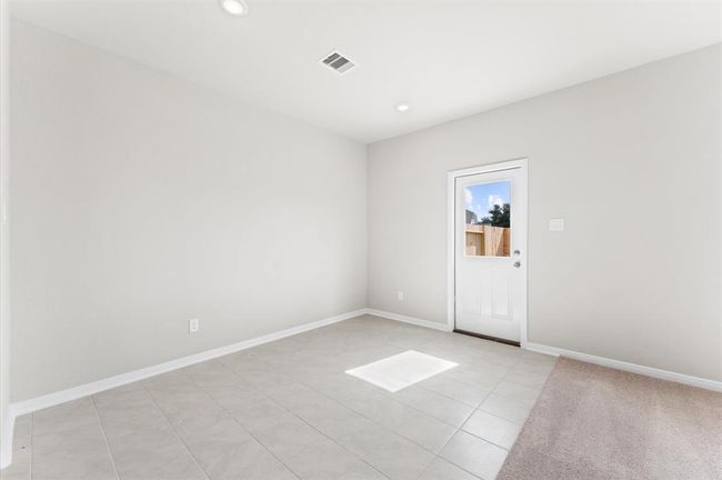Ceramic Tile in Breakfast. Half Light Back door with dead bolt. | Image 8