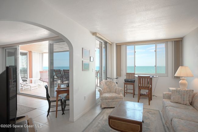 402 - 5635 Highway A1a, Condo with 3 bedrooms, 3 bathrooms and null parking in Melbourne Beach FL | Image 11