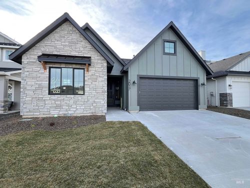 2017 E Brace St, Meridian, ID, 83642-1067 | Card Image