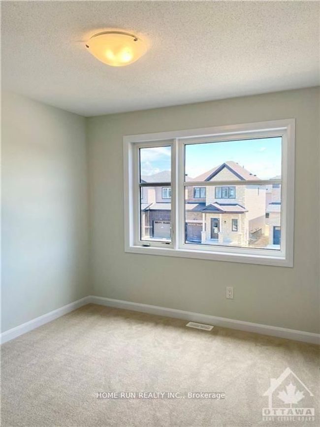 138 Maynooth Crt, House attached with 3 bedrooms, 4 bathrooms and 2 parking in Nepean ON | Image 18