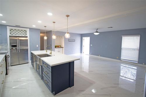 0-6802 Nw 78th St, Tamarac, FL, 33321-4955 | Card Image