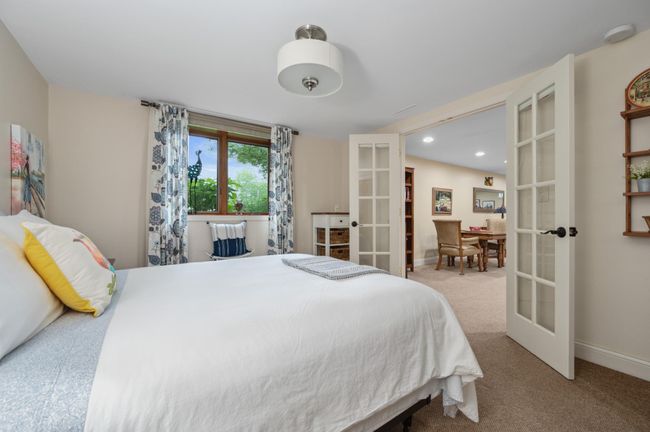 Spacious 3rd BR | Image 30