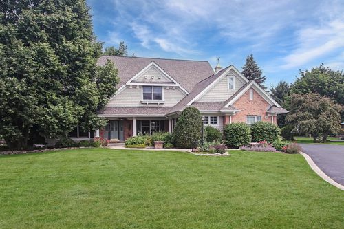 37 River Ridge Dr, Sleepy Hollow, IL, 60118-3121 | Card Image