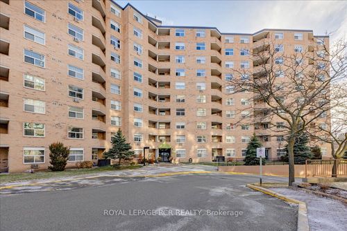 613-260 Davis Dr, Newmarket, ON, L3Y7C3 | Card Image
