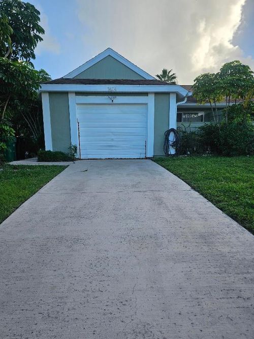 1434 Se Larkwood Cir, Port St Lucie, FL, 34952-4125 | Card Image