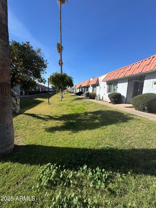 d-6814 N 35th Ave, Phoenix, AZ, 85017-1078 | Card Image