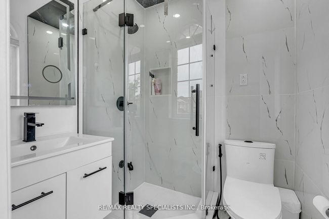 91 Buick Blvd, House other with 7 bedrooms, 5 bathrooms and 7 parking in Brampton ON | Image 26