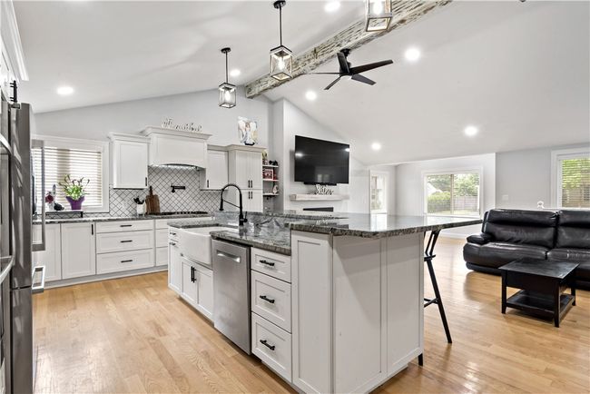 45 Ferncrest Dr, House other with 4 bedrooms, 1 bathrooms and 4 parking in Riverside RI | Image 5