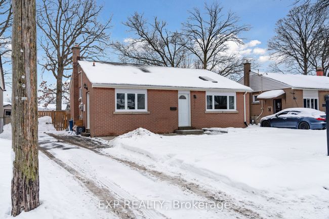 6792 Jill Dr, House other with 3 bedrooms, 1 bathrooms and 2 parking in Niagara Falls ON | Image 5