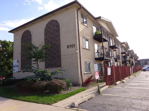 209-8701 W Foster Avenue, Chicago, IL, 60656 | Card Image
