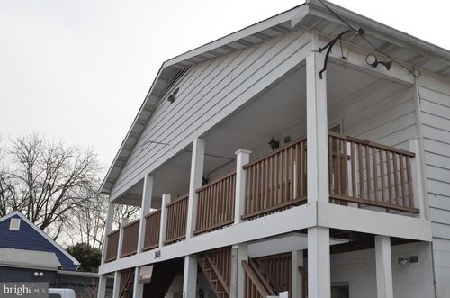 c-and-d-308 Poplar Aly, OCCOQUAN, VA, 22125-7748 | Card Image