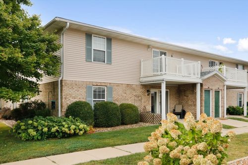 apt-107-1040 Ekstam Dr, Bloomington, IL, 61704-6369 | Card Image