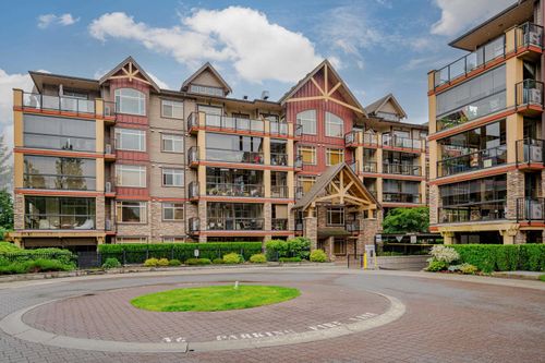 592-8288 207a St, Langley, BC, V2Y0L2 | Card Image